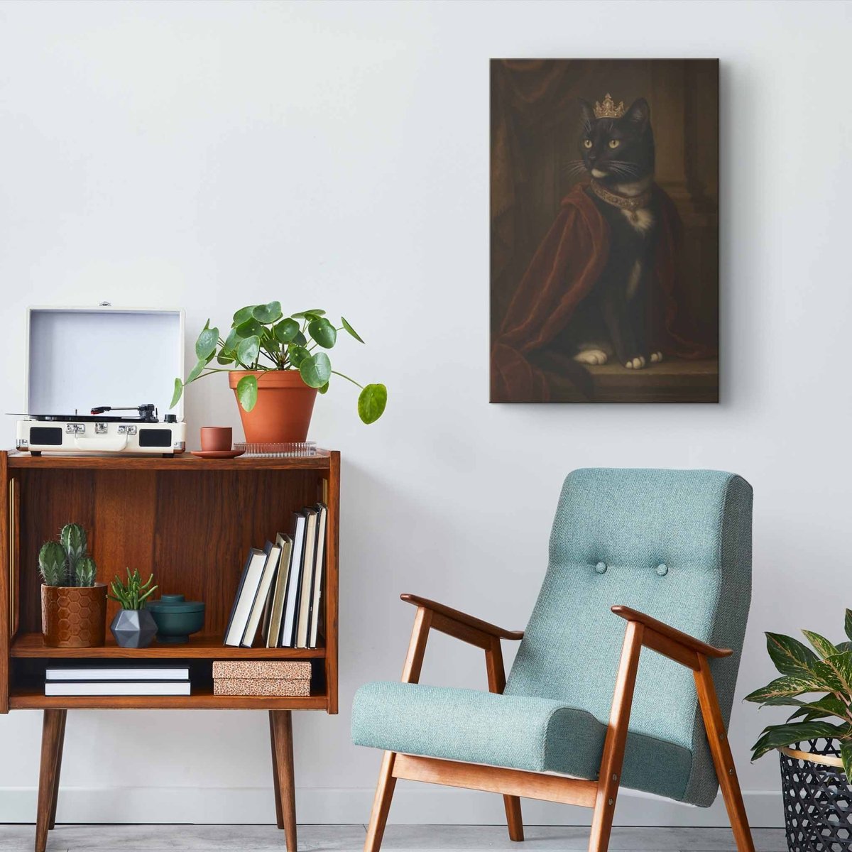 Turned Royal - Cat Queen Canvas PrintCustomly Gifts