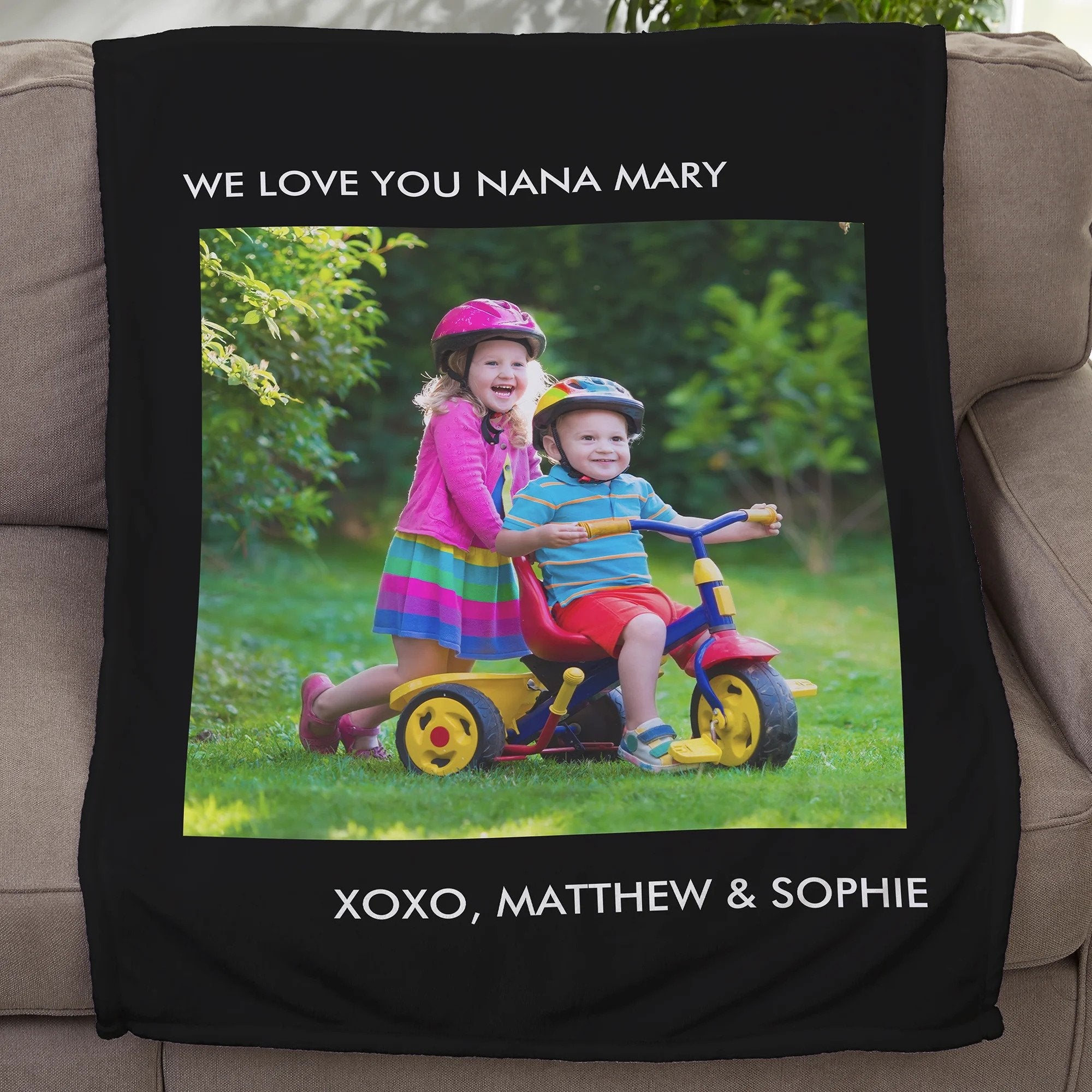 Picture Perfect Personalized Plush Fleece Photo BlanketCustomly Gifts