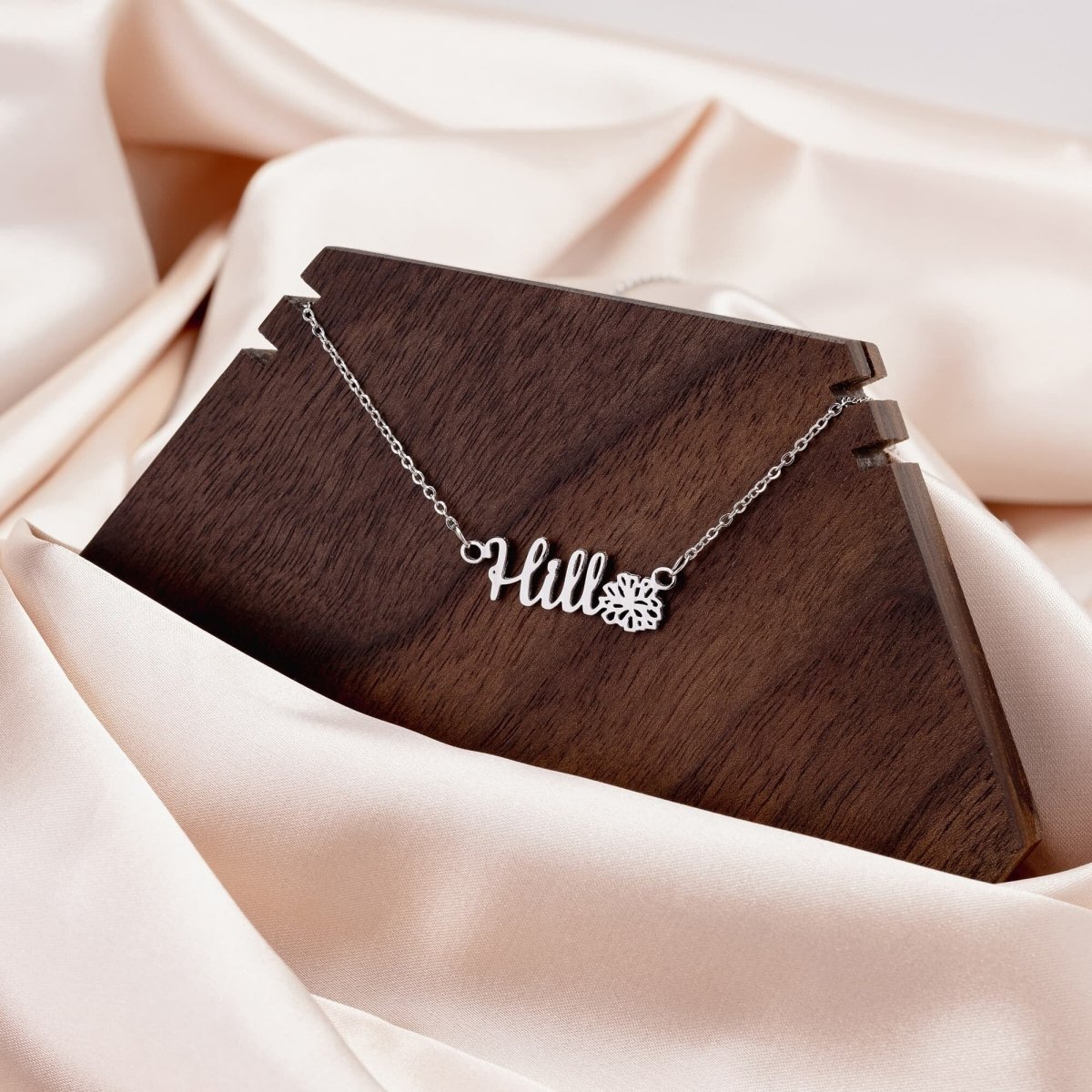 Sports Mom Personalized NecklaceCustomly Gifts